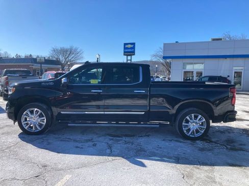 New 2025 Chevrolet Silverado 1500 High Country w/ High Country Premium Package AWD/4WD image 21