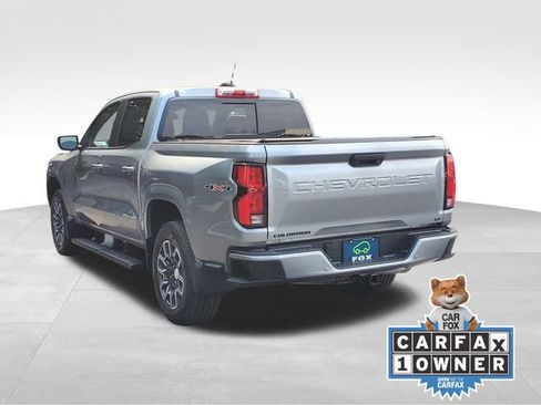 Used 2023 Chevrolet Colorado LT w/ LT Convenience Package III AWD/4WD image 3