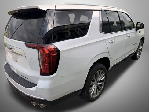 Used 2021 GMC Yukon Denali w/ Denali Premium Package image 3