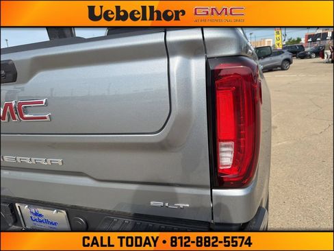 New 2026 GMC Sierra 1500 SLT w/ SLT Premium Plus Package AWD/4WD image 9