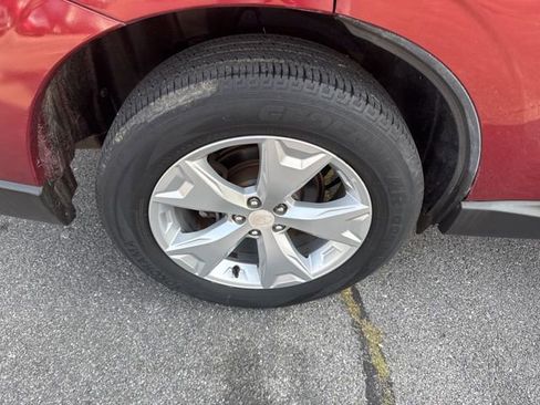 Used 2014 Subaru Forester 2.5i Touring image 9