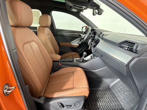 Used 2022 Audi Q3 2.0T Premium Plus w/ Premium Plus Package image 29