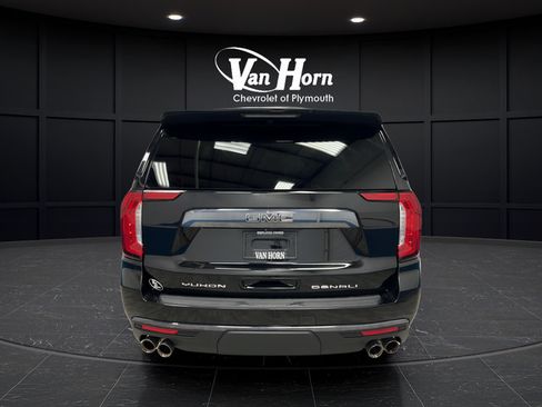 Used 2023 GMC Yukon Denali Ultimate AWD/4WD image 6