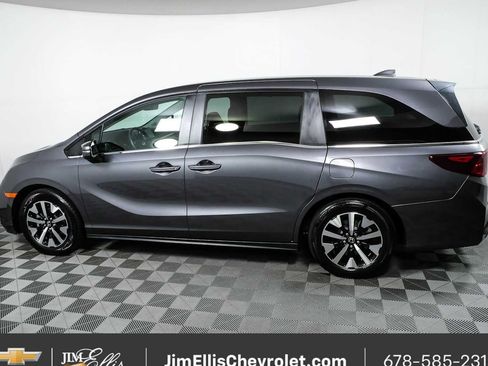 Used 2025 Honda Odyssey EX-L image 28
