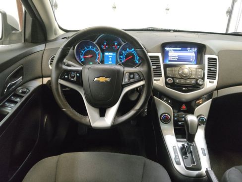 Used 2014 Chevrolet Cruze LT FWD image 22