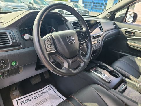 Used 2022 Honda Pilot TrailSport image 8
