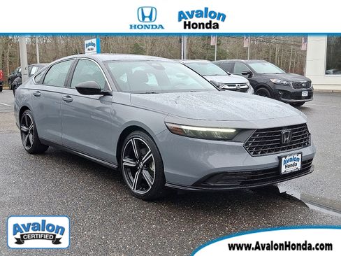 Used 2023 Honda Accord Sport image 1