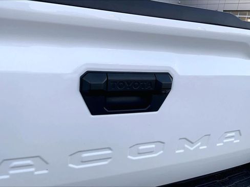 Used 2025 Toyota Tacoma SR RWD image 10