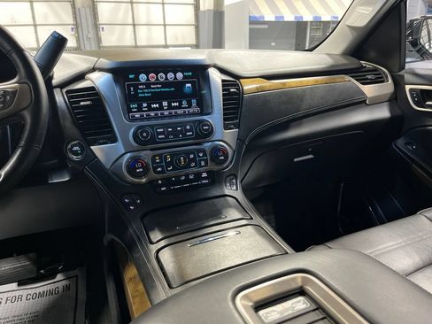 Used 2017 GMC Yukon Denali w/ Open Road Package AWD/4WD image 37