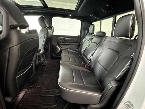 Used 2025 RAM 1500 Limited AWD/4WD image 25