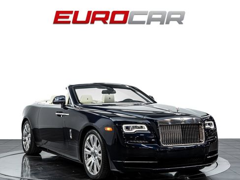 Used 2017 Rolls-Royce Dawn RWD image 9