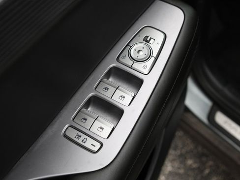 Used 2024 Hyundai Palisade Limited image 28