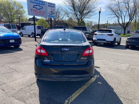 Used 2013 Ford Fiesta SE FWD image 23