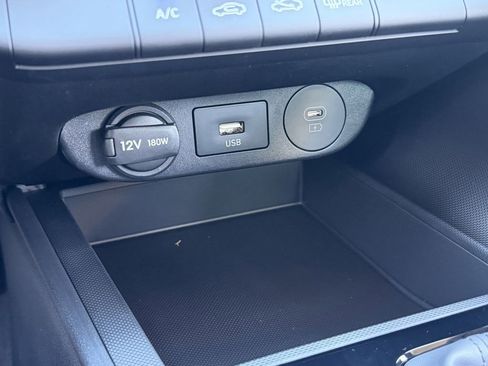 New 2026 Hyundai Elantra SE image 18