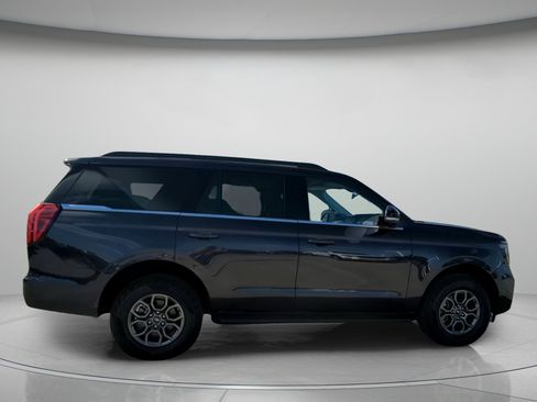 New 2026 Ford Expedition Active image 33