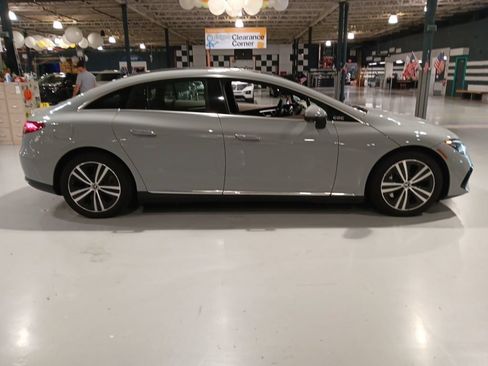 Used 2023 Mercedes-Benz EQE 350+ 4MATIC Sedan image 12