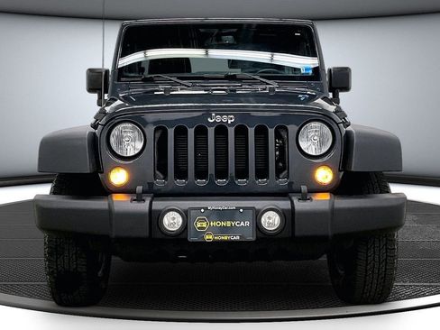 Used 2017 Jeep Wrangler Unlimited Sport w/ Quick Order Package 24S AWD/4WD image 2