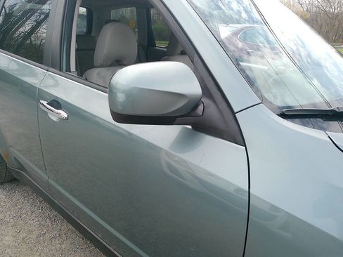 Used 2010 Subaru Forester 2.5X Premium image 12