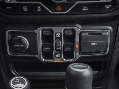 Used 2021 Jeep Gladiator Overland w/ Popular Equipment Package image 30