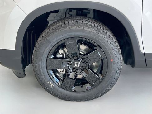 New 2026 Honda Ridgeline Black Edition image 30