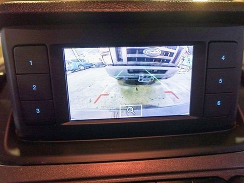 Used 2022 Ford Transit Connect XL image 16