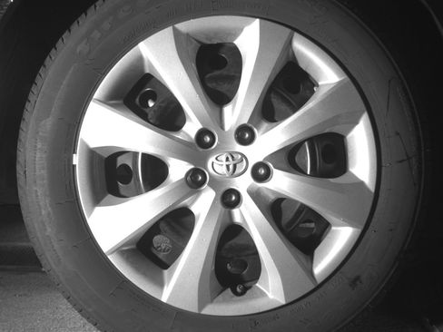 Used 2025 Toyota Corolla LE FWD image 15
