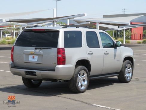 Used 2007 Chevrolet Tahoe LT w/ LT Preferred Equipment Group AWD/4WD image 12