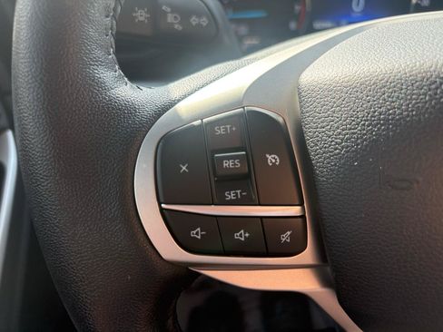 Used 2021 Ford Explorer XLT AWD/4WD image 13