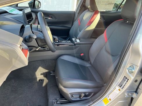 New 2026 Toyota Prius Plug-In Hybrid image 11