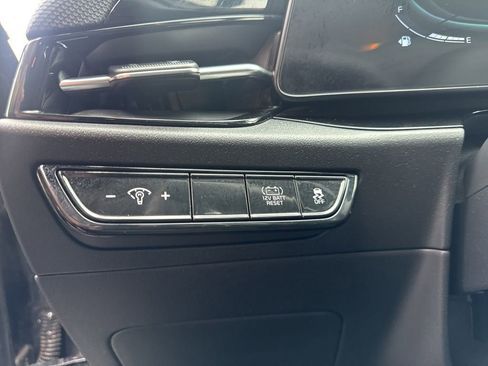 Used 2023 Kia Niro EX image 20