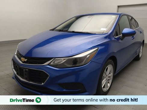 Used 2018 Chevrolet Cruze LT w/ Convenience Package FWD image 1