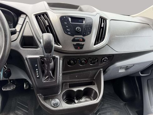 Used 2018 Ford Transit 150 130 Medium Roof RWD image 17