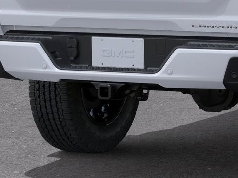 New 2026 GMC Canyon Denali AWD/4WD image 14
