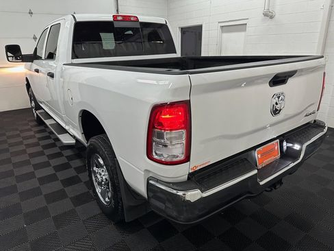 Used 2024 RAM 2500 Tradesman w/ Chrome Appearance Group AWD/4WD image 7