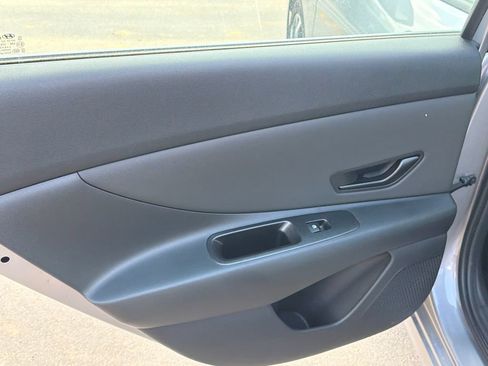 Certified 2025 Hyundai Elantra Sport FWD image 21