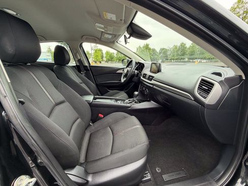 Used 2018 MAZDA MAZDA3 Sport w/ Preferred Equipment Package FWD image 15