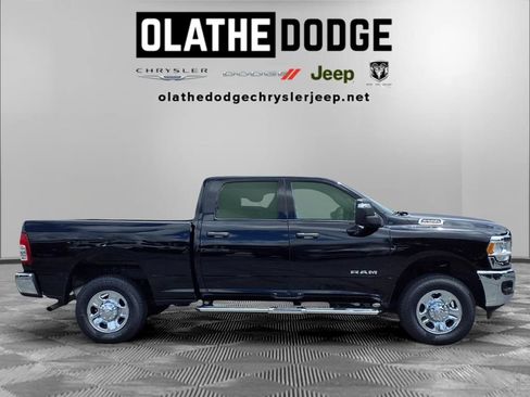 Used 2024 RAM 2500 Big Horn w/ Bed Utility Group AWD/4WD image 29