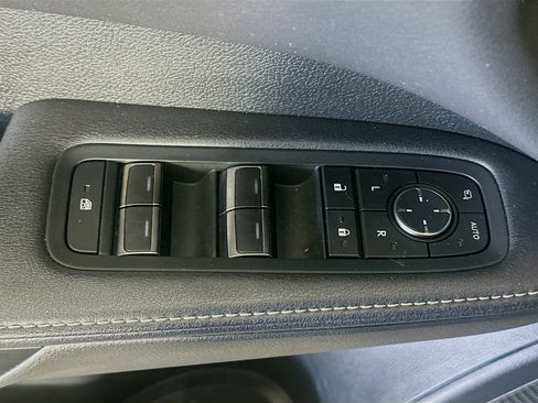 Used 2023 Lexus RX 350 Premium w/ Accessory Package FWD image 15