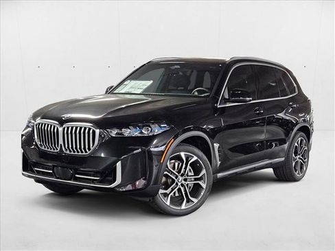Used 2026 BMW X5 sDrive40i w/ Climate Comfort Package image 1