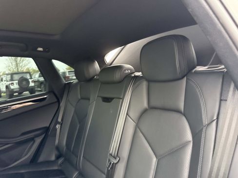 Used 2024 Porsche Macan S AWD/4WD image 16