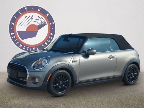 Used 2019 MINI Cooper Convertible FWD image 2