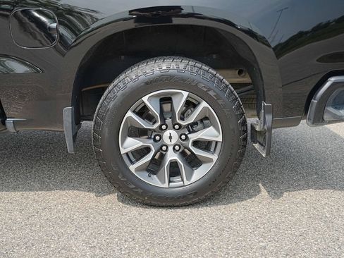 Used 2024 Chevrolet Silverado 1500 RST AWD/4WD image 13
