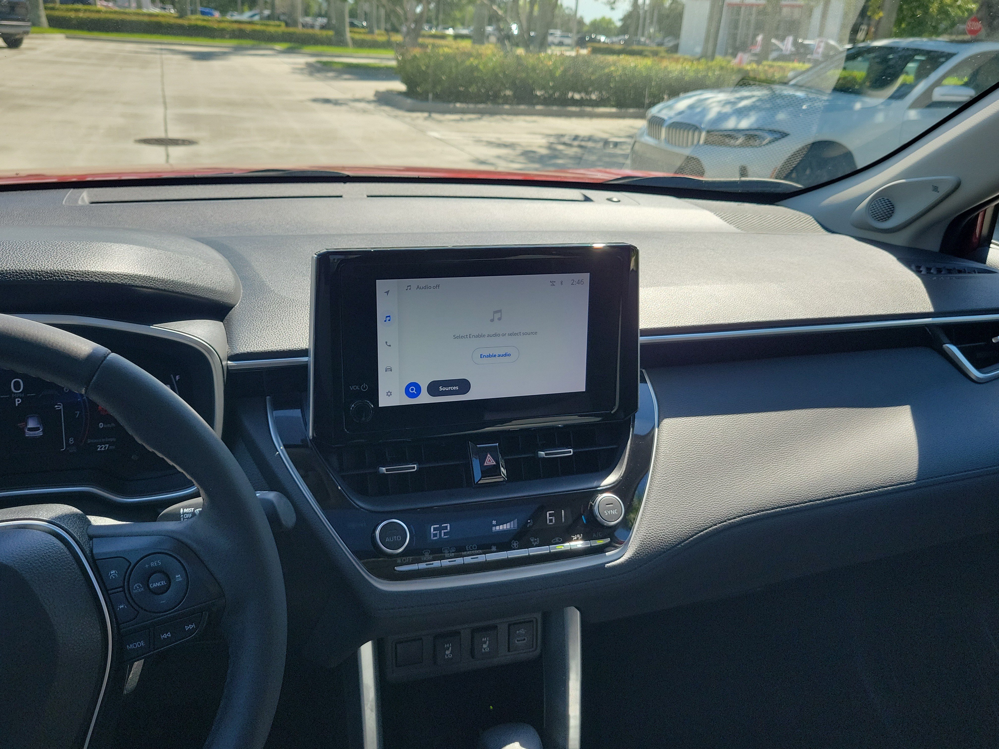 Used 2023 Toyota Corolla Cross XLE w/ Convenience Package FWD image 20