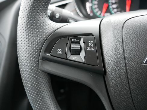 Used 2022 Chevrolet Trax LS w/ Tint and Cruise Package image 29