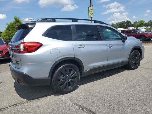 Used 2022 Subaru Ascent Onyx Edition AWD/4WD image 7
