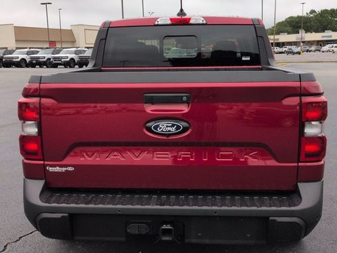 Certified 2025 Ford Maverick Lariat w/ 4K Tow Package AWD/4WD image 5