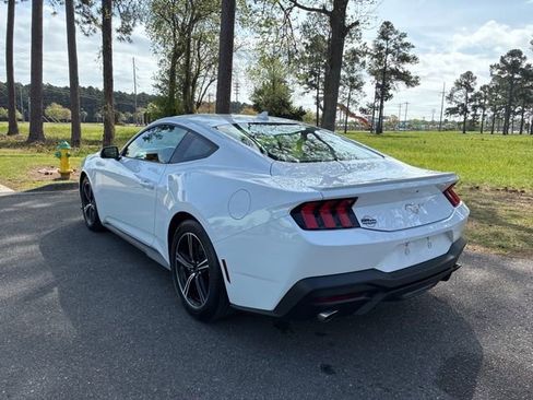 Used 2024 Ford Mustang Premium RWD image 6