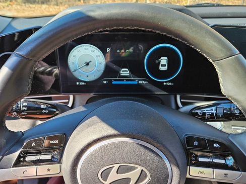Used 2025 Hyundai Elantra SEL FWD image 21