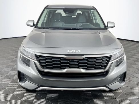 Used 2023 Kia Seltos LX AWD/4WD image 3