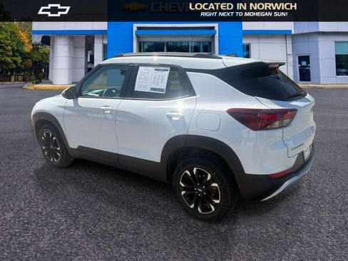Certified 2023 Chevrolet TrailBlazer LT w/ Convenience Package FWD image 7